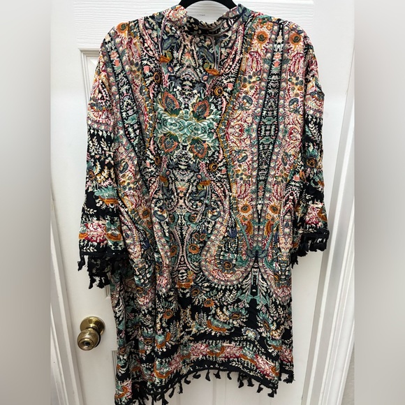 SHEIN Floral Multicolor Kimono - Picture 2 of 4
